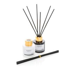 Vue Diffuseur de parfum à bâtonnets Ukiyo de couleur blanc| Krokrodeal