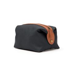 Vue VINGA Trouse de toilette Sloane RPET RCS de couleur gris| Krokrodeal