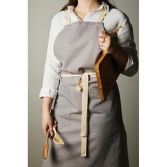 Vue VINGA Tablier Asado de couleur gris| Krokrodeal