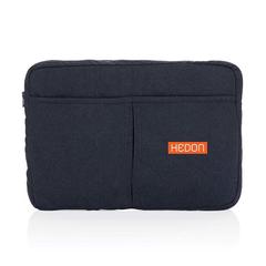 Vue Pochette ordinateur 15,6'' en coton recyclé AWARE™ Laluka de couleur bleu| Krokrodeal