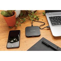 Vue Station de chargement à induction 5W avec 2 ports USB de couleur noir| Krokrodeal