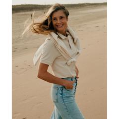 Vue Polo en coton piqué et recyclé Iqoniq Yosemite de couleur beige| Krokrodeal