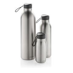Vue Bouteille isotherme 500ml Avira Avior en acier recyclé RCS de couleur gris| Krokrodeal