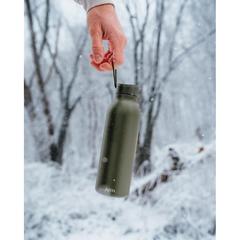 Vue Bouteille isotherme 500ml Avira Avior en acier recyclé RCS de couleur vert| Krokrodeal