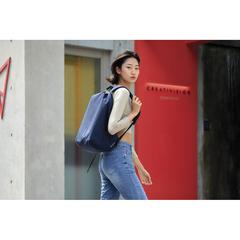 Vue Sac à dos antivol Bobby Soft de couleur bleu| Krokrodeal