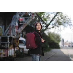 Vue Sac à dos antivol Bobby Soft de couleur rouge| Krokrodeal