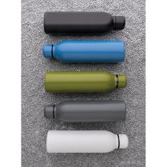 Vue Bouteille isotherme 500ml en acier inoxydable recyclé RCS de couleur gris| Krokrodeal