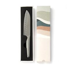 Vue VINGA Couteau santoku Hattasan de couleur gris| Krokrodeal