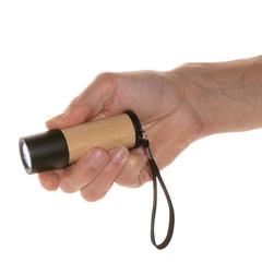 Vue Lampe torche en bambou et plastique recyclé RCS de couleur marron| Krokrodeal