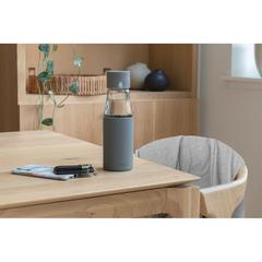 Vue Bouteille en verre 600ml avec compteur d'hydradation Ukiyo de couleur gris| Krokrodeal