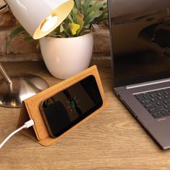 Vue Tapis de souris avec chargeur sans fil 10W en liège de couleur marron| Krokrodeal