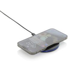 Vue Chargeur sans fil 10W en aluminium recyclé RCS Terra de couleur gris| Krokrodeal