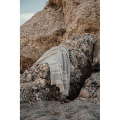 Vue VINGA Serviette éponge pour hammam Tolo de couleur blanc| Krokrodeal