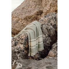 Vue VINGA Serviette éponge pour hammam Tolo de couleur vert| Krokrodeal