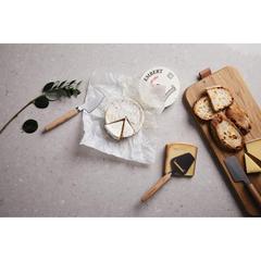 Vue VINGA Ensemble de couteaux à fromage Retro de couleur marron| Krokrodeal