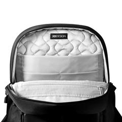 Vue Sac à dos souple XD Design de couleur noir| Krokrodeal