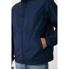 Vue Veste légère en polyester recyclé Iqoniq Logan de couleur bleu| Krokrodeal