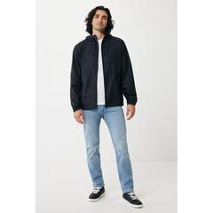 Vue Veste légère en polyester recyclé Iqoniq Logan de couleur noir| Krokrodeal