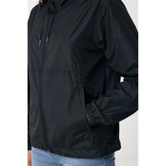 Vue Veste légère en polyester recyclé Iqoniq Logan de couleur noir| Krokrodeal