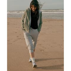 Vue Jogging en coton recyclé Iqoniq Cooper de couleur gris| Krokrodeal