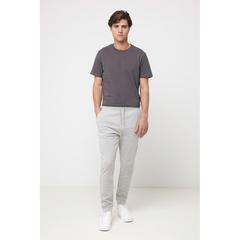 Vue Jogging en coton recyclé Iqoniq Cooper de couleur gris| Krokrodeal