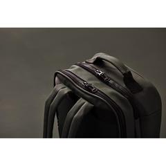 Vue VINGA Sac à dos de voyage Baltimore de couleur vert| Krokrodeal