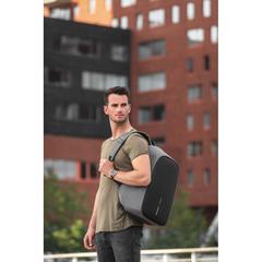 Vue Sac à dos antivol Bobby Hero XL de couleur gris| Krokrodeal