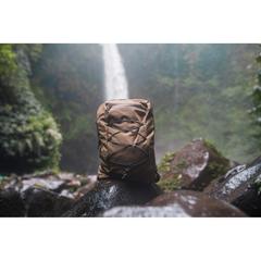 Vue Sac à dos randonnée 18L Impact AWARE™ de couleur vert| Krokrodeal