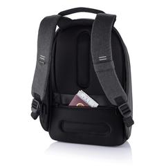 Vue Sac à dos antivol Bobby Hero Regular de couleur noir| Krokrodeal