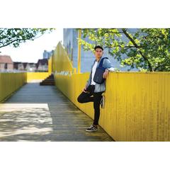 Vue Sac bandoulière Bobby Sling de couleur bleu| Krokrodeal