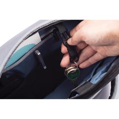 Vue Sac bandoulière Bobby Sling de couleur gris| Krokrodeal