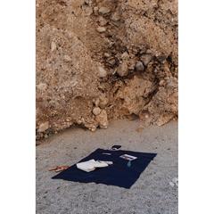 Vue VINGA Couverture pique-nique en toile AWARE™ Volonne de couleur bleu| Krokrodeal
