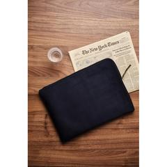 Vue VINGA pochette pour ordinateur Hunton de couleur bleu| Krokrodeal