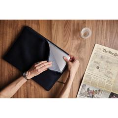 Vue VINGA pochette pour ordinateur Hunton de couleur bleu| Krokrodeal