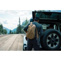 Vue Sac à dos pour ordinateur 15,6" Impact AWARE™ 1200D de couleur marron| Krokrodeal