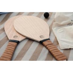 Vue Vinga Jeu de tennis sur la plage Colos de couleur marron| Krokrodeal