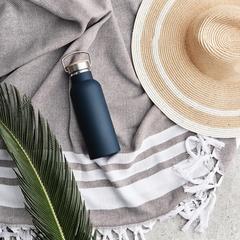 Vue VINGA Grande bouteille thermos 500ml Miles de couleur bleu| Krokrodeal
