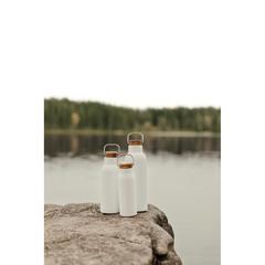 Vue VINGA Bouteille isotherme 580 ml en acier RCS Ciro de couleur blanc| Krokrodeal