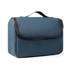 Vue VINGA Trousse de toilette en PU RCS Bermond de couleur bleu| Krokrodeal