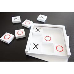 Vue Jeu de Morpion de couleur blanc| Krokrodeal
