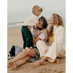Vue T-shirt pour enfants en coton recyclé Iqoniq Koli de couleur beige| Krokrodeal