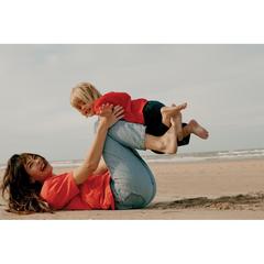 Vue T-shirt pour enfants en coton recyclé Iqoniq Koli de couleur rouge| Krokrodeal