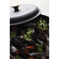 Vue VINGA Sauteuse en fonte émaillée Monte de couleur noir| Krokrodeal