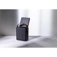 Vue Enceinte 12W solaire en plastique recyclé RCS Skywave de couleur noir| Krokrodeal