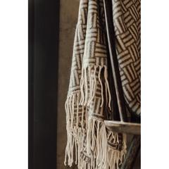 Vue VINGA Plaid Lenox de couleur noir| Krokrodeal