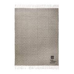Vue VINGA Plaid Lenox de couleur noir| Krokrodeal