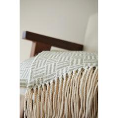 Vue VINGA Plaid Lenox de couleur vert| Krokrodeal