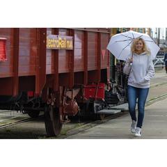 Vue Mini parapluie automatique 21" en rPET 190T Impact AWARE™ de couleur blanc| Krokrodeal