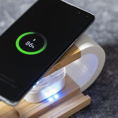 Vue Chargeur Organiseur Lonclow de couleur blanc| Krokrodeal