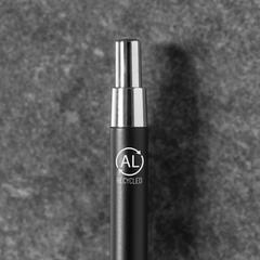 Vue Stylo Brincio de couleur gris| Krokrodeal
